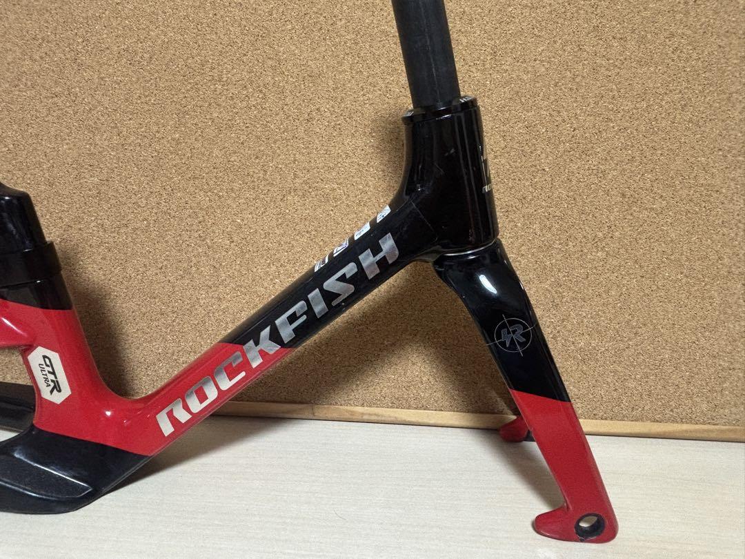 ROCKFISH GTR ULTRAカーボンフレーム ランバイク