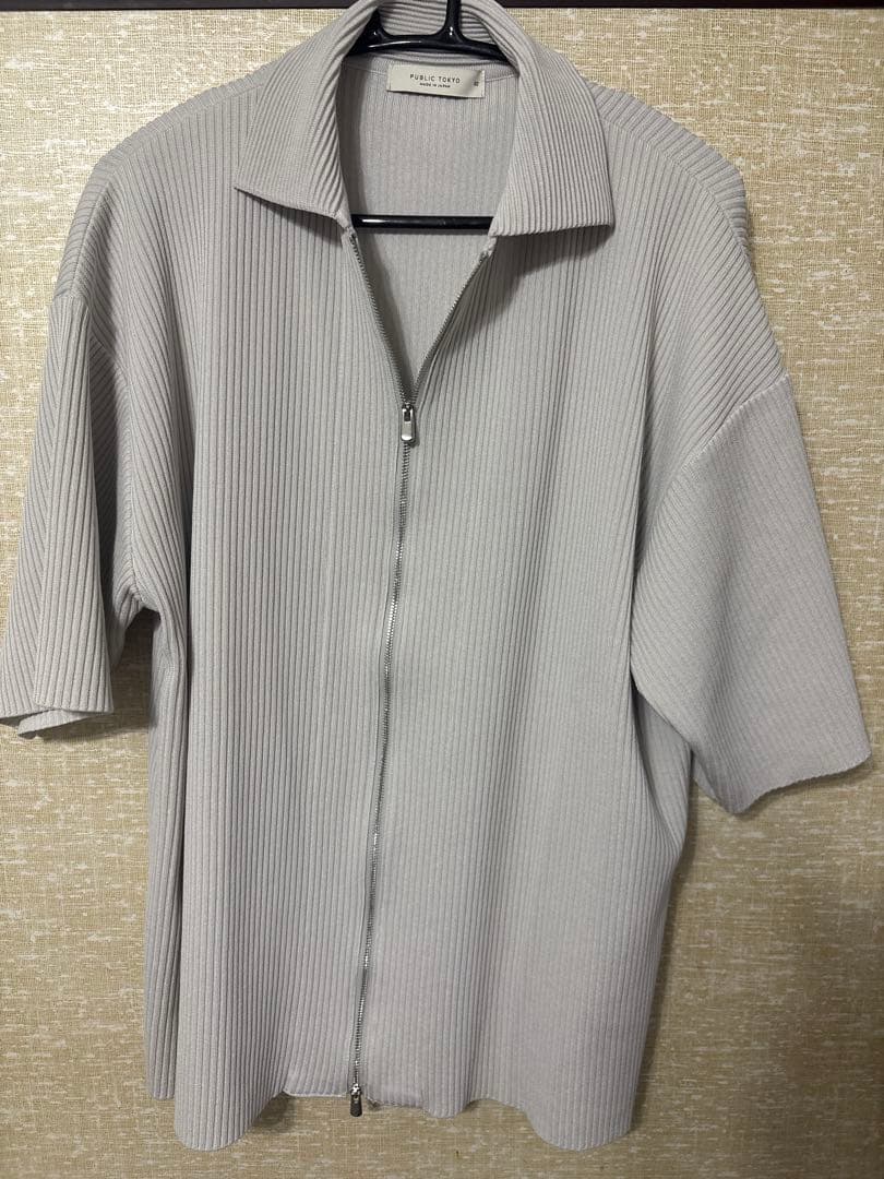PUBLIC TOKYO 半袖プリーツシャツ　試着のみ　サイズ2 ベージュ
