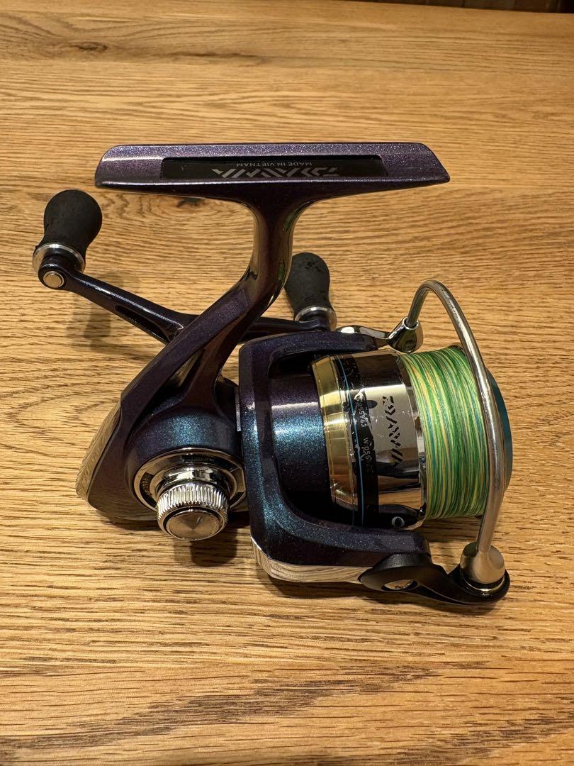 DAIWA INF2506/2506W エメラルダス　スピニングリール