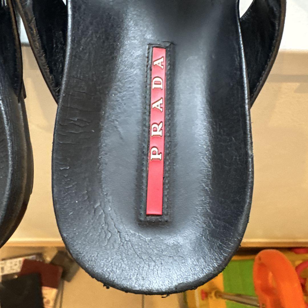 PRADA ブラックレザー サンダル　クロス　プラダ