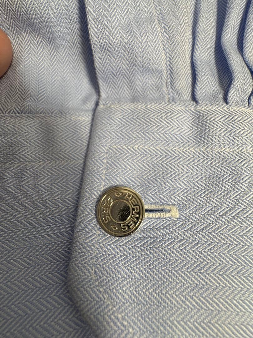 HERMES ライトブルー 長袖シャツ　セリエボタン