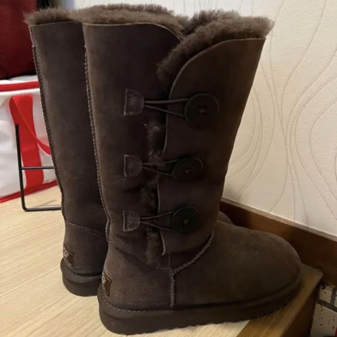 UGG アグ ベイリーボタン トリプル ロングブーツ 23cm