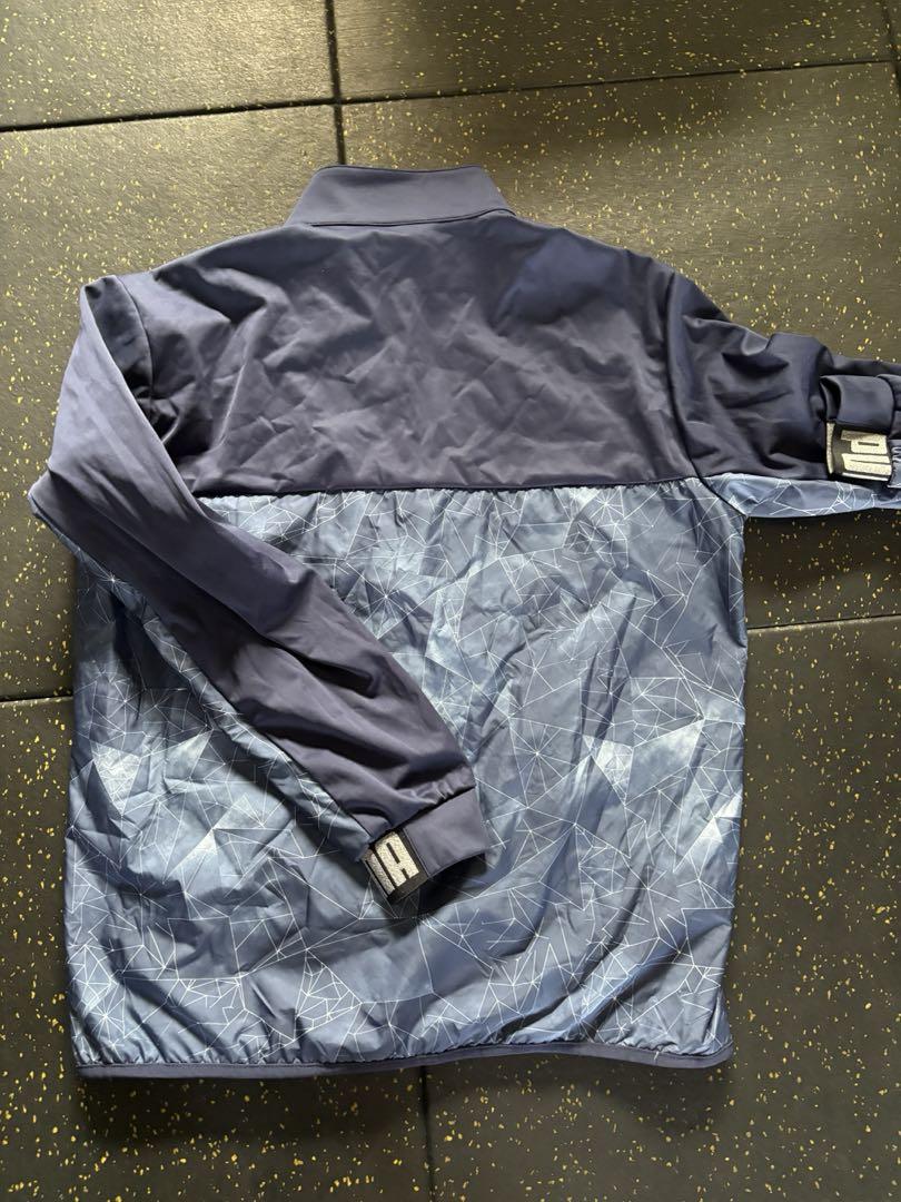 PUMA ネイビー 幾何学模様 ジャケットL メンズウェア