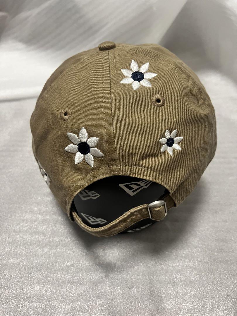 美品】ニューエラ new era キャップ ベージュ フラワー柄 美品】ニューエラ new era キャップ ベージュ フラワー柄