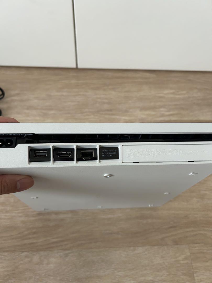 ホワイト PS4 本体 コントローラー付き