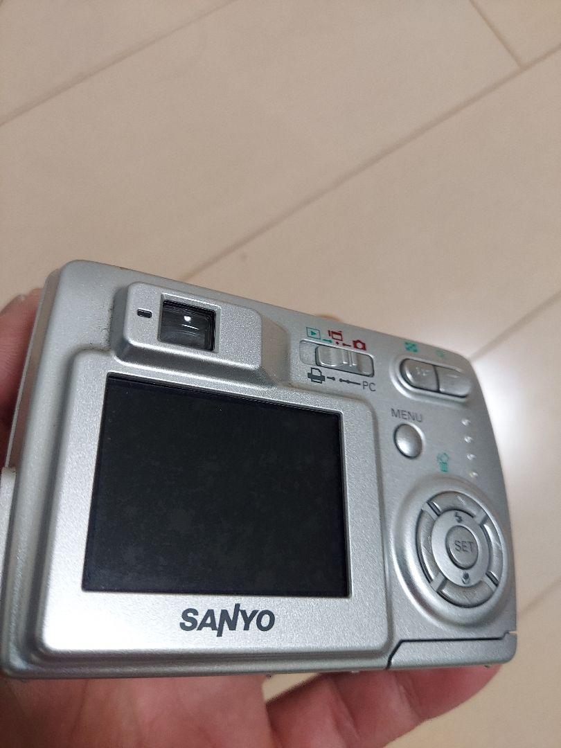 作例あり SANYO Xacti DSC-S3 S4 S5　自撮り 単3電池 作例あり SANYO Xacti DSC-S3 S4 S5 自撮り 単3電池 デジタルカメラ