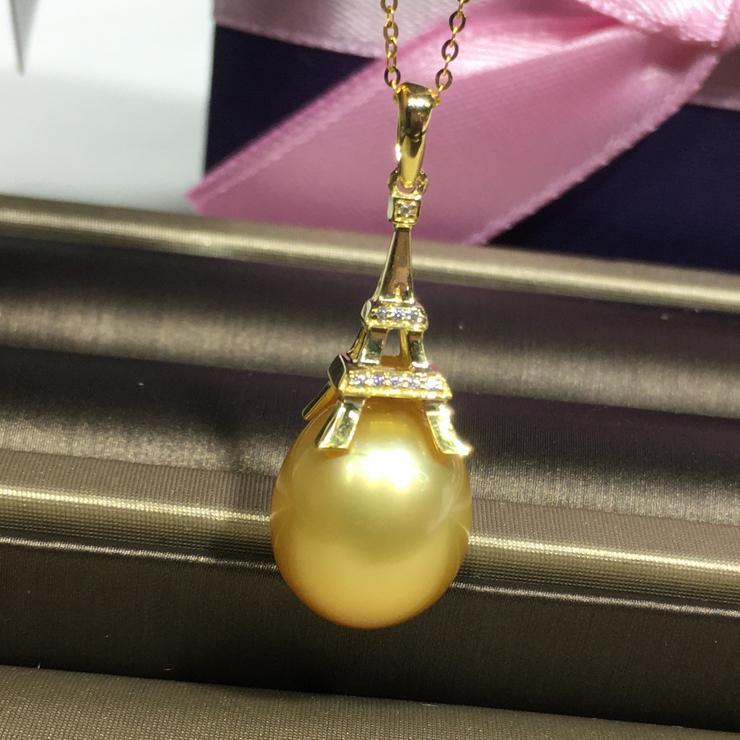 19050円 超定番 ドロップ K18 南洋白蝶真珠 ペンダントトップ ゴールデン パール 本真珠 塔