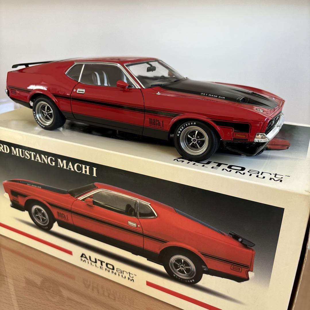 ミニカー Autoart ford Mustang Mach I
