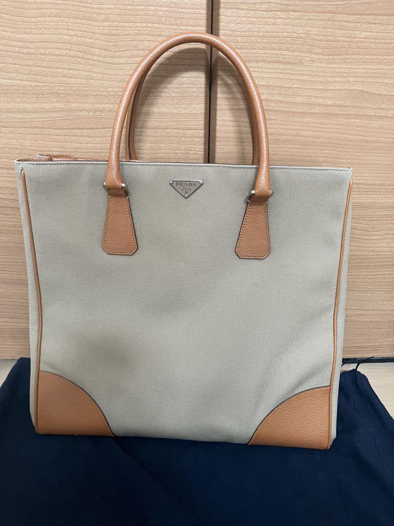 美品プラダジャパン製PRADAのキャンバストートバッグVA0042