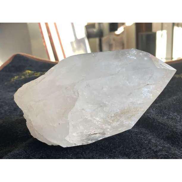 【大型 高品質】ヒマラヤ水晶 結晶 磨き上げ ⭐︎ 浄化 k653