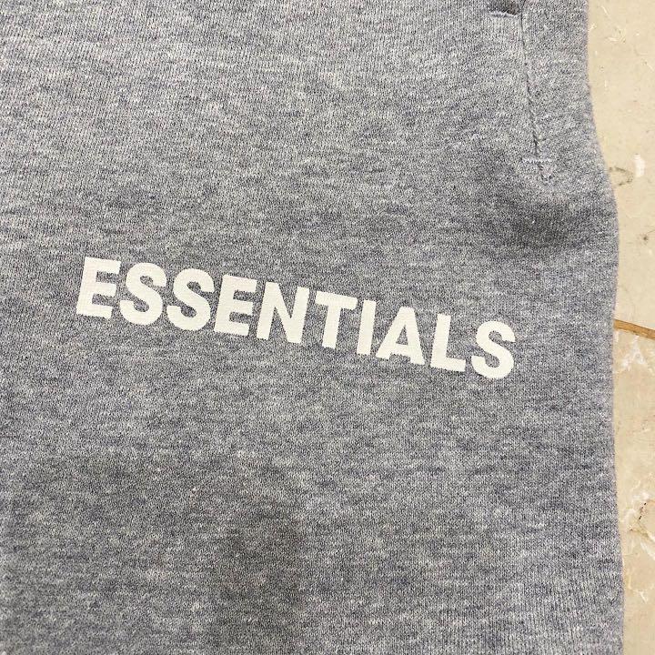 最新の激安 FOG グレー Sサイズ ハーフパンツ JP0AW-m38695764329 ESSENTIALS エッセンシャルズ 安い大人気