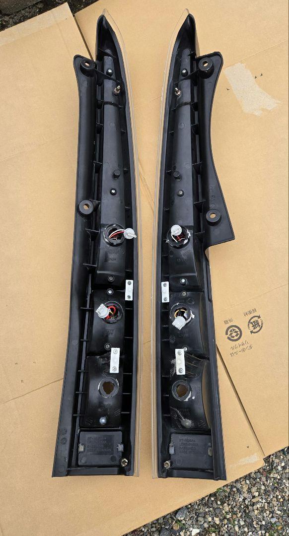 ダイハツL175S、L185S標準 ムーヴ LEDテールランプ
