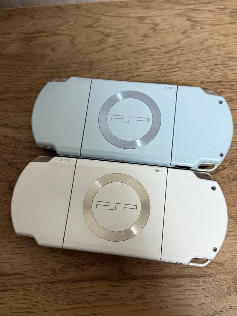 ホワイト|ブルー本体2台