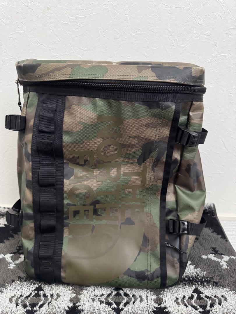 THE NORTH FACE リュックバックパック　ジュニアサイズ　迷彩
