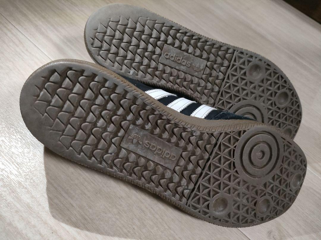 adidas samba ブラック スニーカー