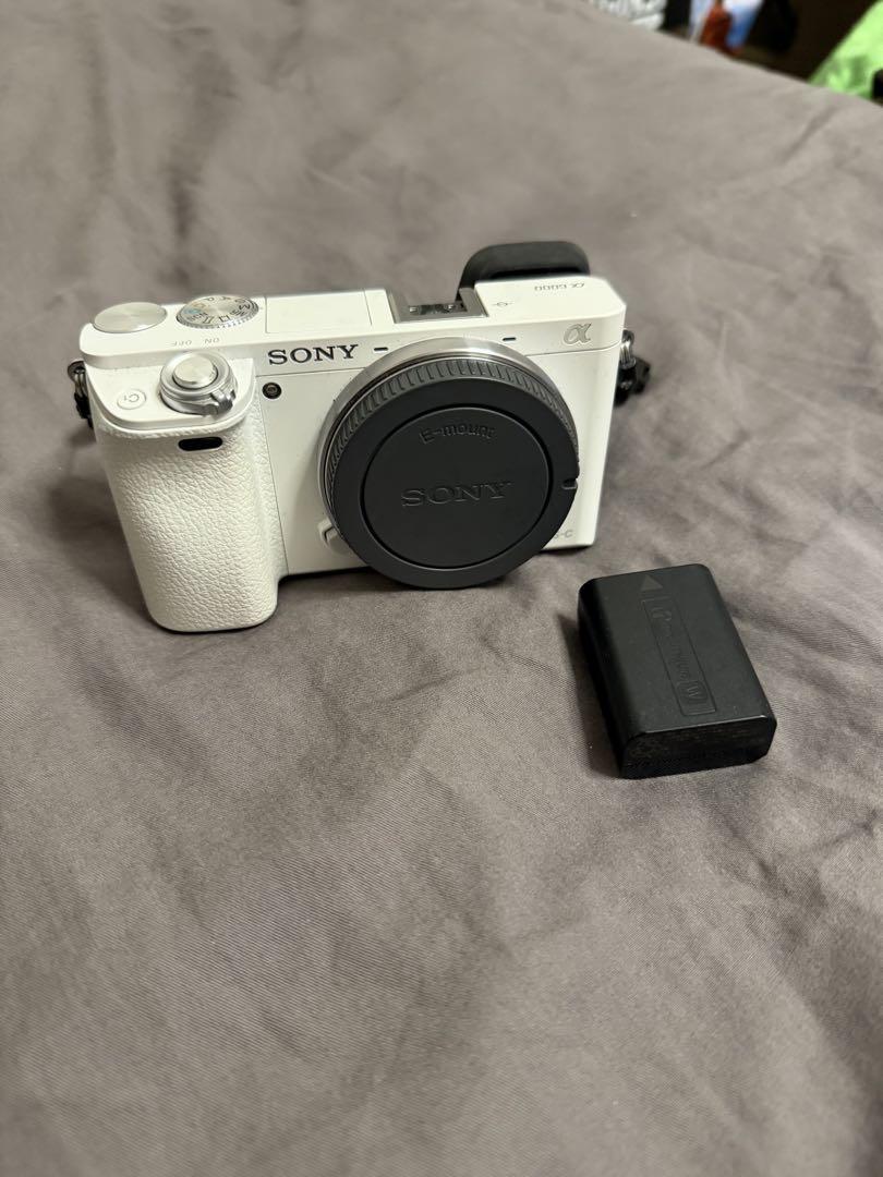 SONY α6000 ILCE-6000 ホワイトボディ SONY α6000 ILCE-6000 ホワイトボディ