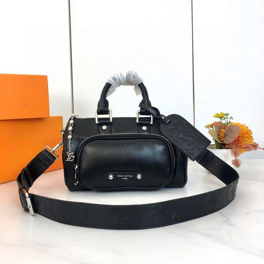 LOUIS VUITTON ブラックドラムバッグ Louis Vuitton ブラック ドラムバッグ - メルカリ