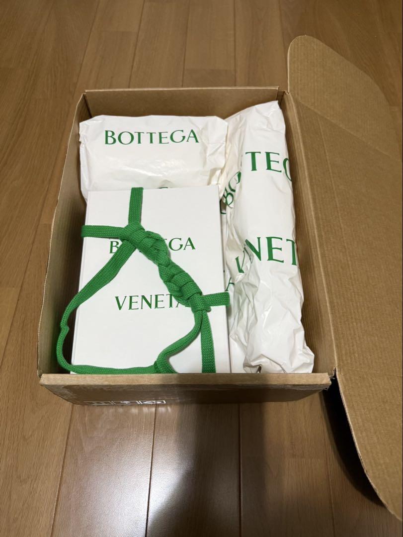 ボッテガヴェネタ 二つ折り財布