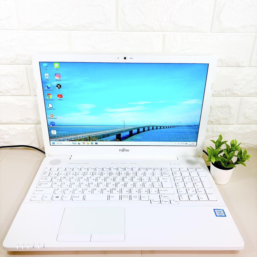 美品！ 快適SSD✨i5 フルHD 第7世代 カメラ 白 ノートパソコン✨富士通 美品】 SSDで快適✨フルHD i5 第7世代 白 ノートパソコン 富士通