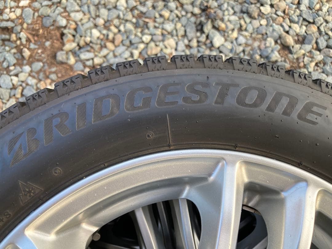 すぐ発送ブリジストンアルミホイール 155/65R14VRX2スタッドレスタイヤ