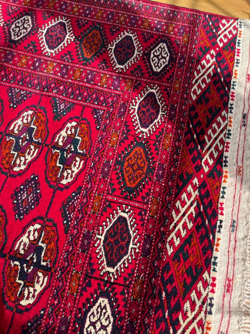 オールド絨毯　トルクメン　ブハラ 220x132cm