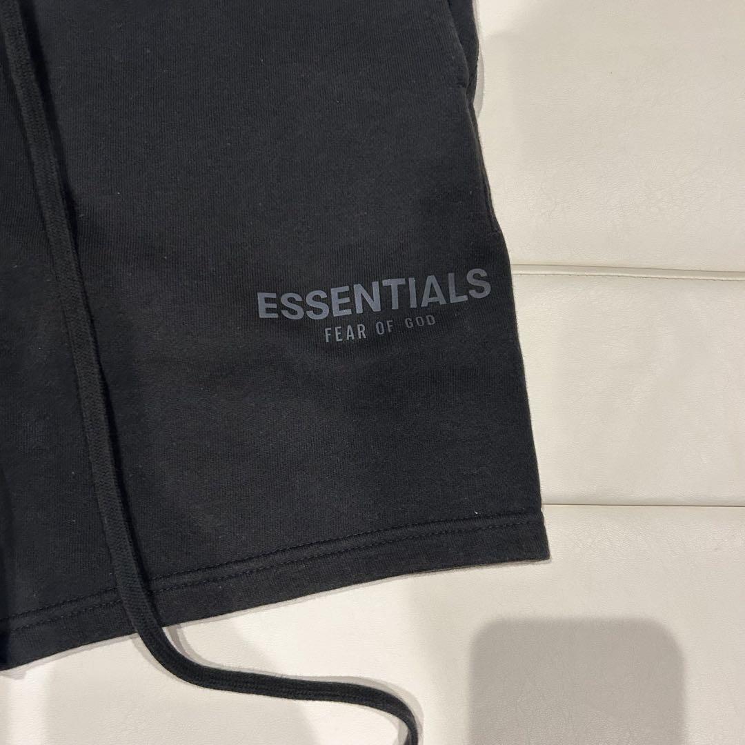 ESSENTIALS ブラック＆グレーショートパンツ　Sサイズ