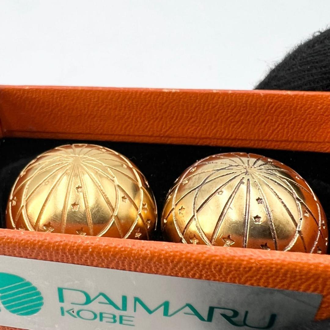 HERMES エルメス ヴィンテージ イヤリング 星柄 ドーム型 ゴールド箱付き HERMES エルメス ヴィンテージ イヤリング 星柄 ドーム型 ゴールド箱付き