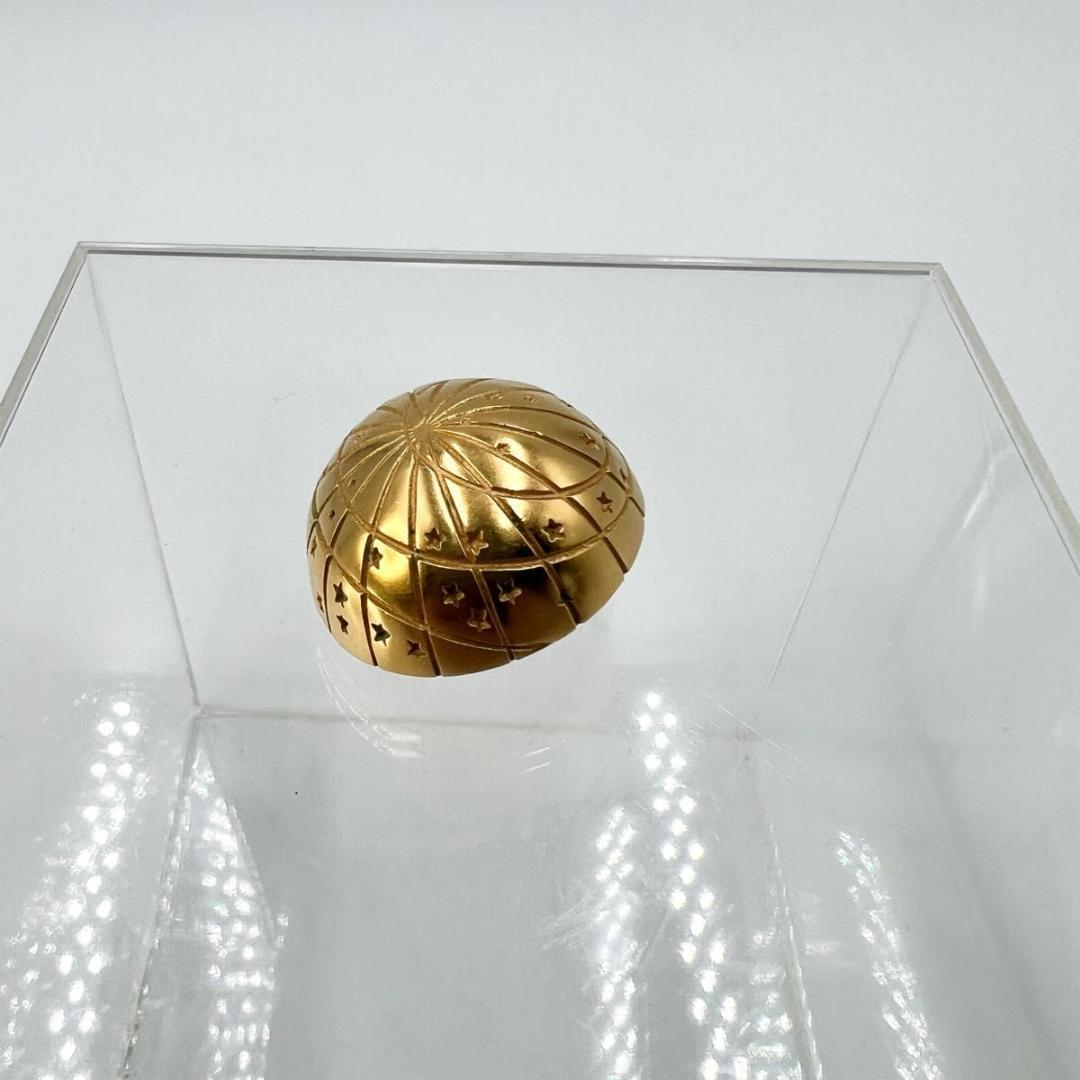 HERMES エルメス ヴィンテージ イヤリング 星柄 ドーム型 ゴールド箱付き HERMES エルメス ヴィンテージ イヤリング 星柄 ドーム型 ゴールド箱付き