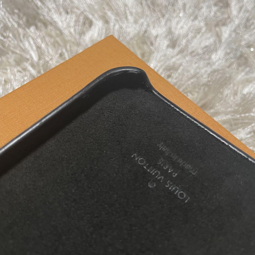 ルイヴィトン iPhone バンパークッサン 12pro