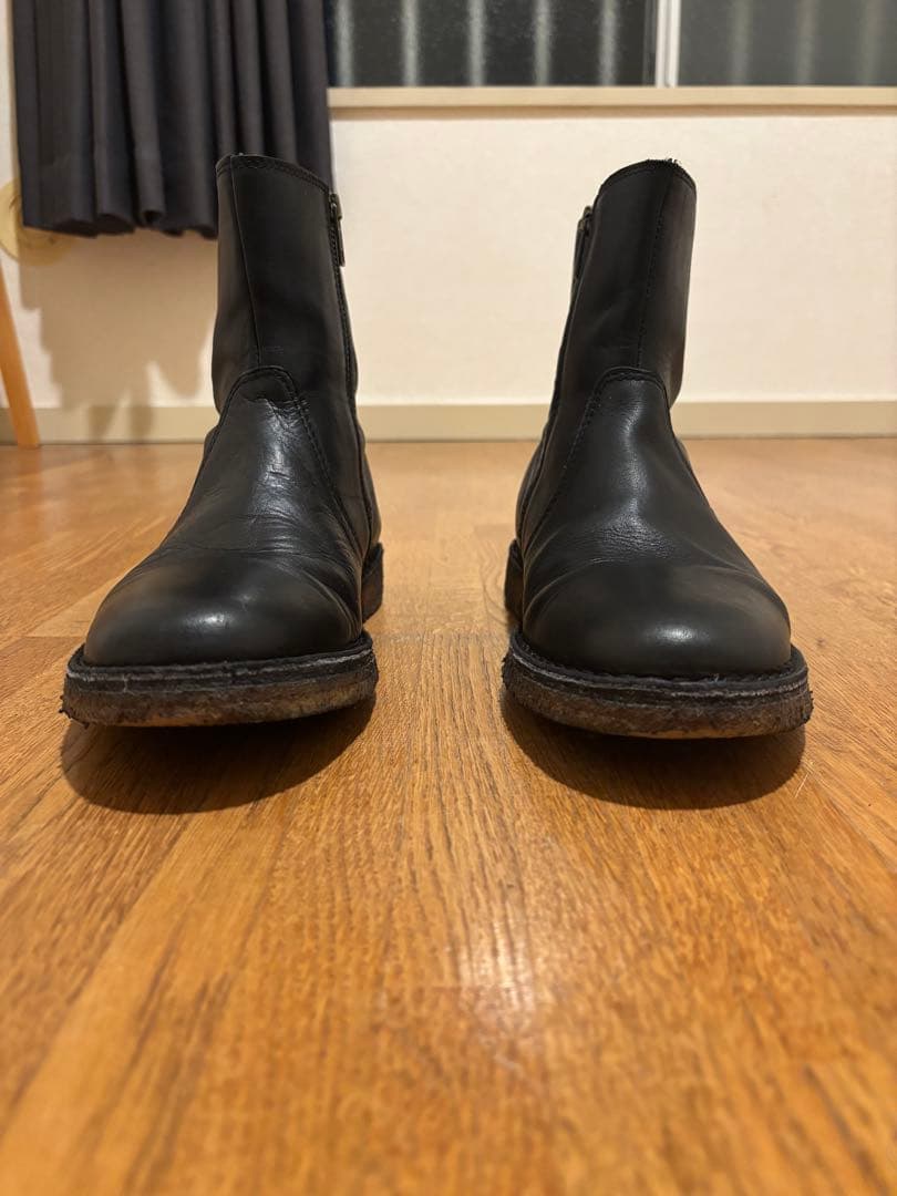 【A.P.C.】アーペーセー サイドジップブーツ　黒レザー