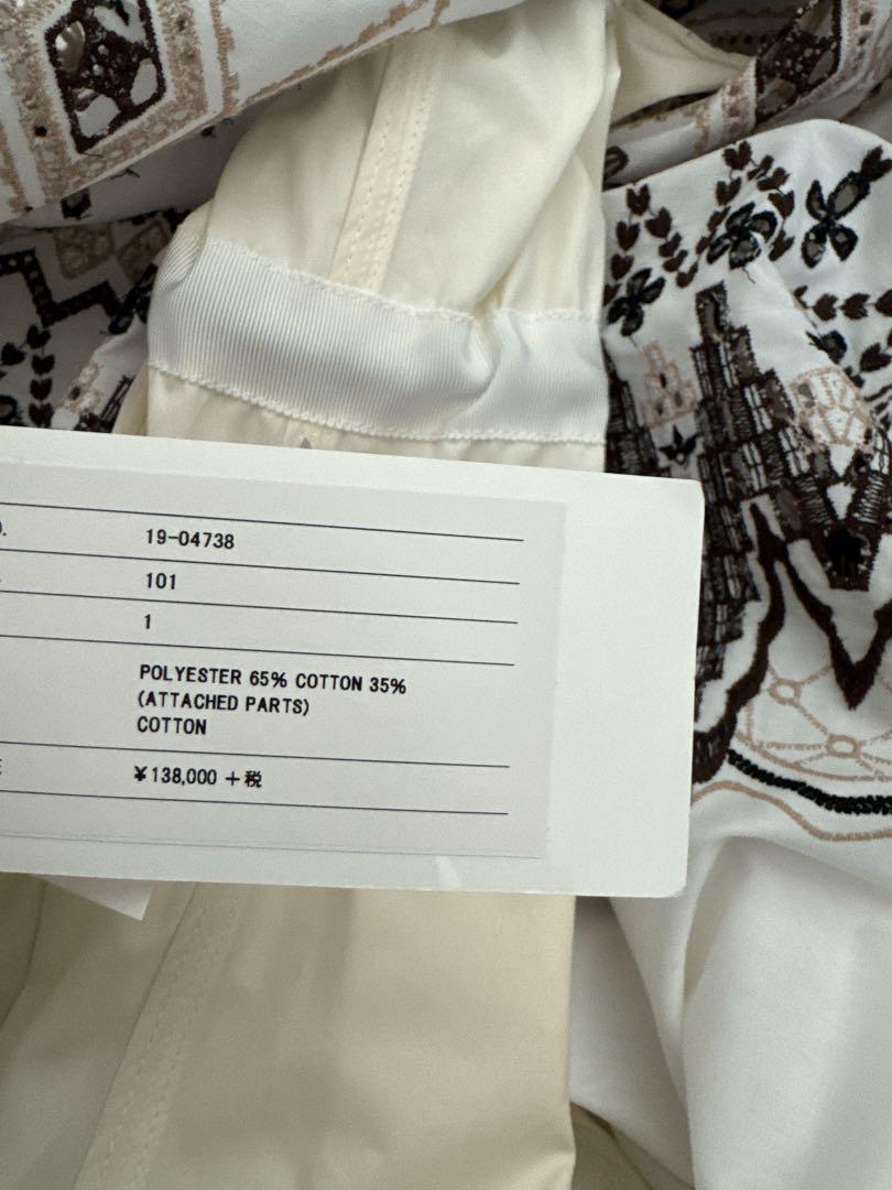 Sacai サカイ　タグ付レア✰美品✰桐谷美玲　コレクション　刺繍　ワンピース