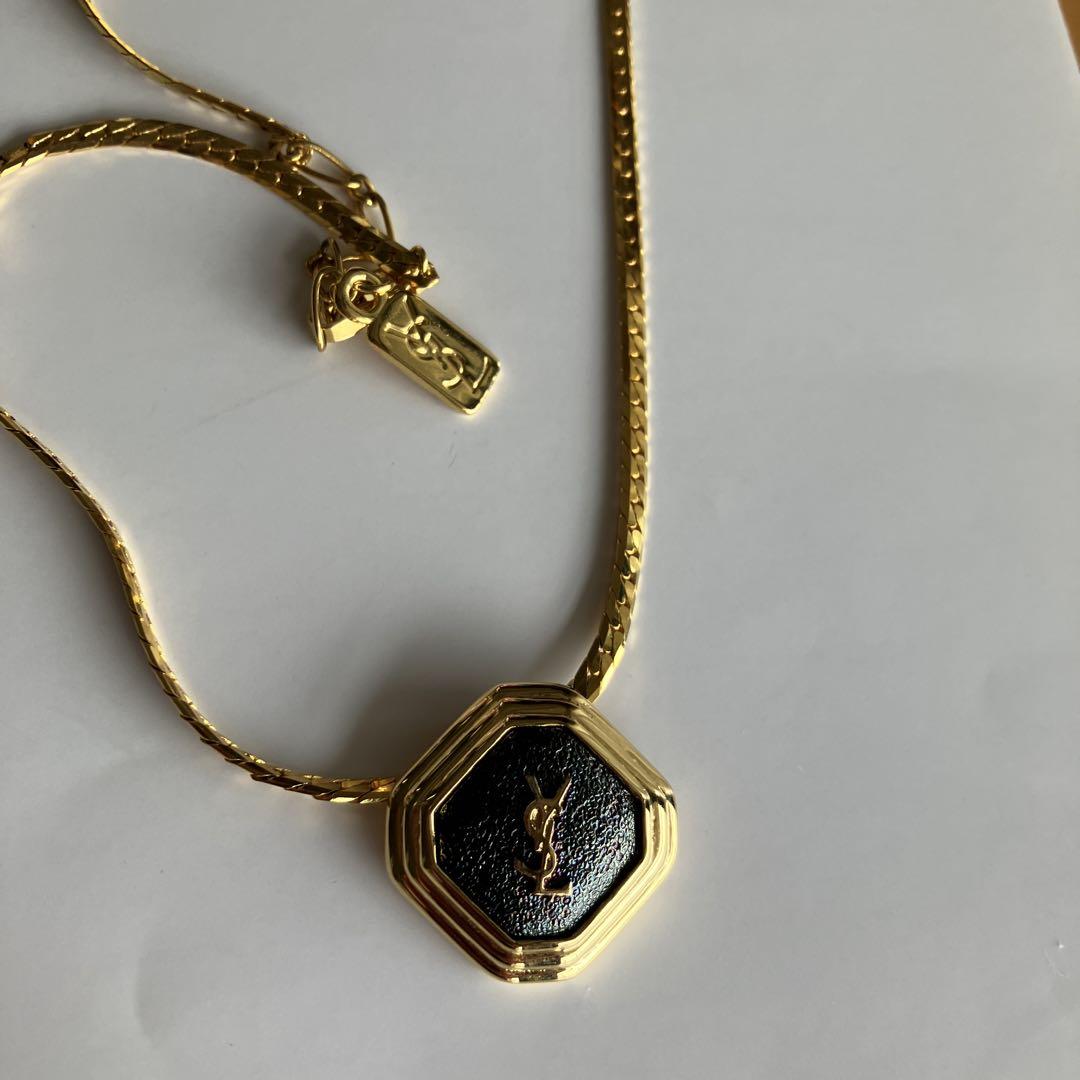 Yves Saint Laurent 八角形ペンダントネックレス