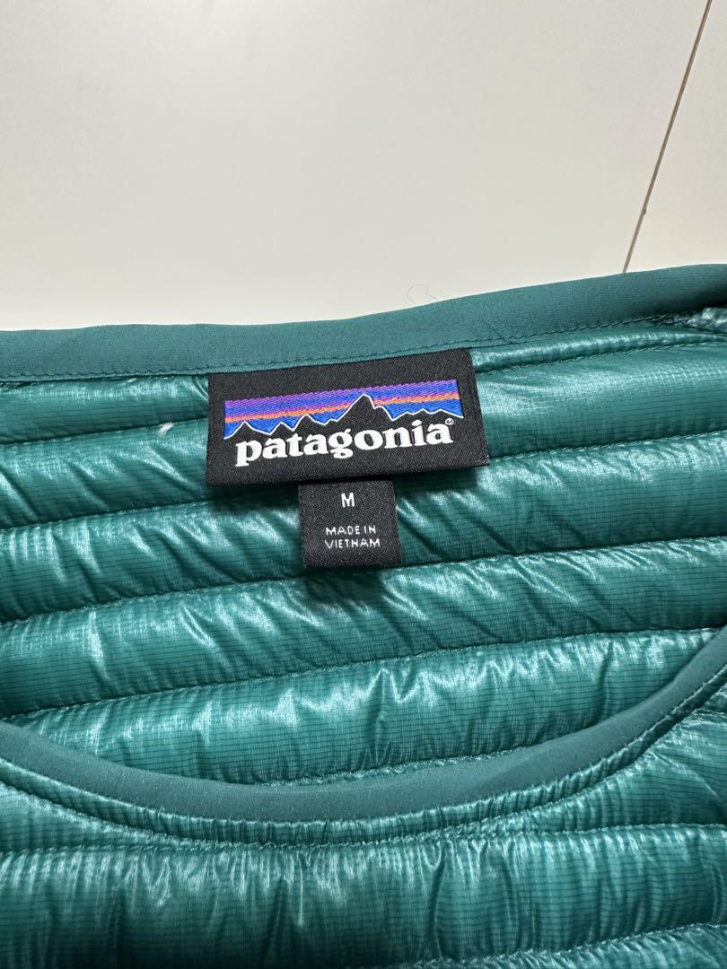 人気ブランドからコーディネートを探す Patagonia ダウンジャケット 緑と青 M ジャケット・アウター