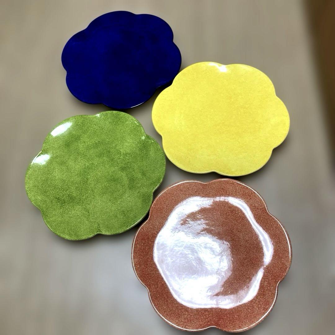 コンランショップで買った4枚の花型皿セット　28cm中型