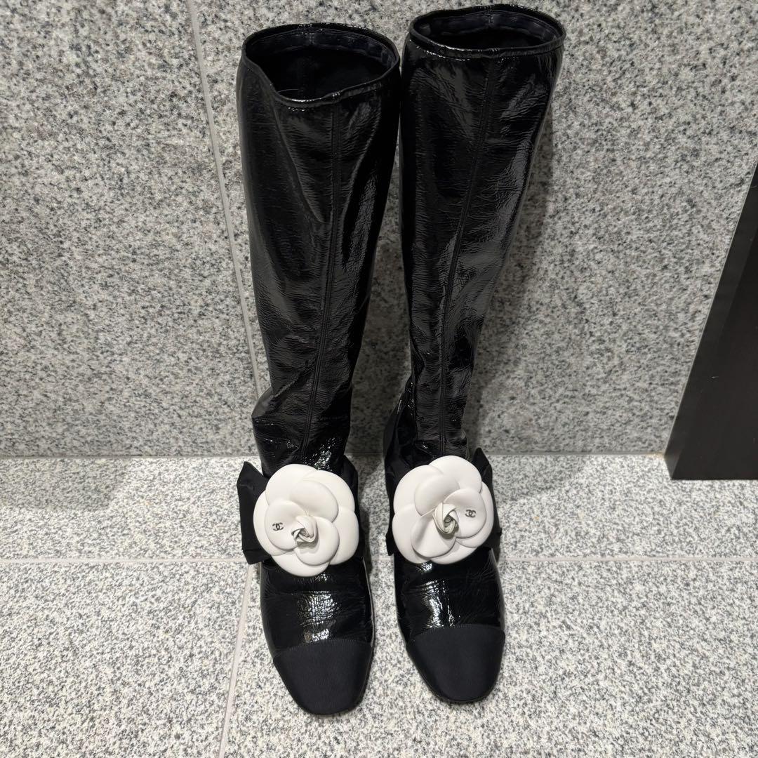 CHANEL 2024年 秋冬 カメリア ロングブーツ 37 サイズ - メルカリ