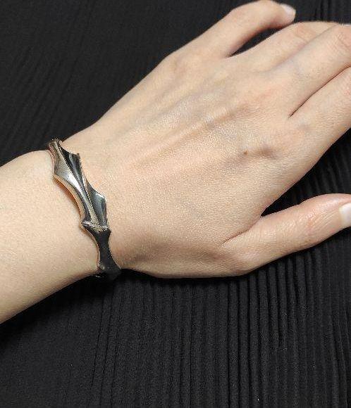 最終お値下げ 悪魔の羽 メンズ シンプル j5uqh-m38829276878 シルバーアクセサリー バングル 通販在庫
