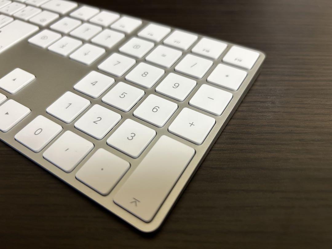 売れ筋介護用品も！ Apple 美品 Magic JIS配列 純正 Keyboard キーボード