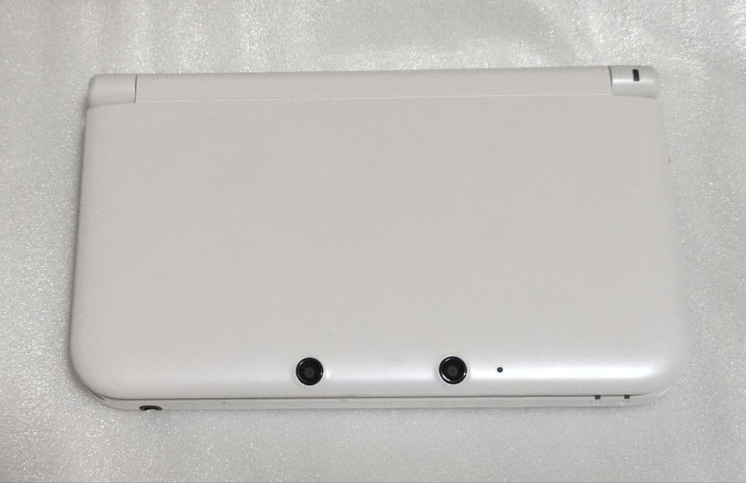 Nintendo　3DSLL（本体のみ）