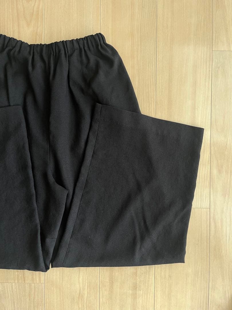 美品ENFOLD ライクサテン黒 サロペット 美品ENFOLD ライクサテン黒 サロペット