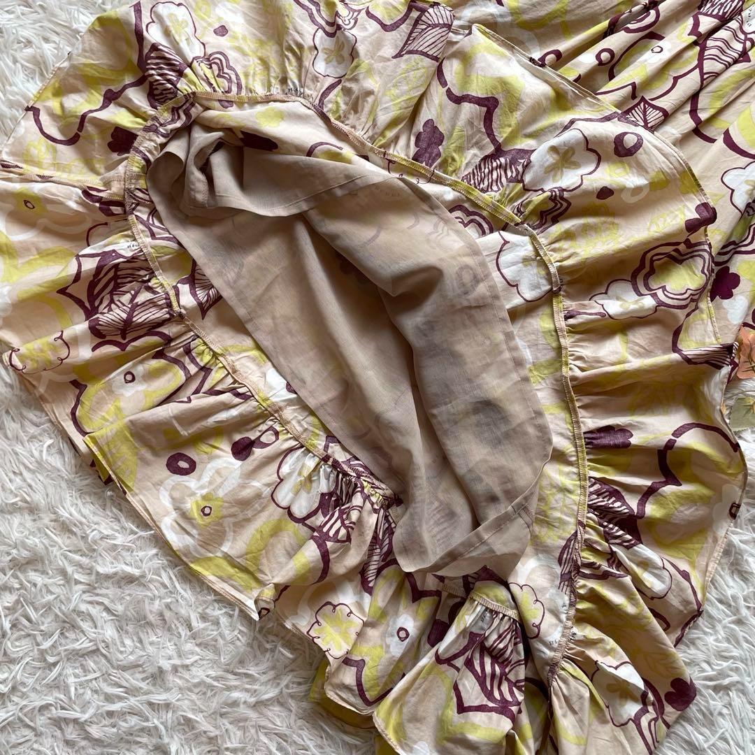 バーバリーロンドン 美品 花柄ロゴプリントシャーリングキャミワンピース 150A バーバリーロンドン 美品 花柄ロゴプリントシャーリングキャミワンピース 150A