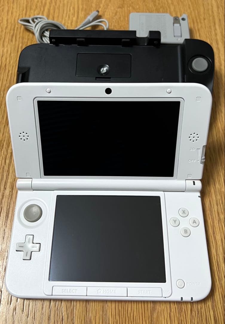 ニンテンドー3DS LL ホワイト本体 拡張スライドパッド付Nintendo 3DS UP786_INFO