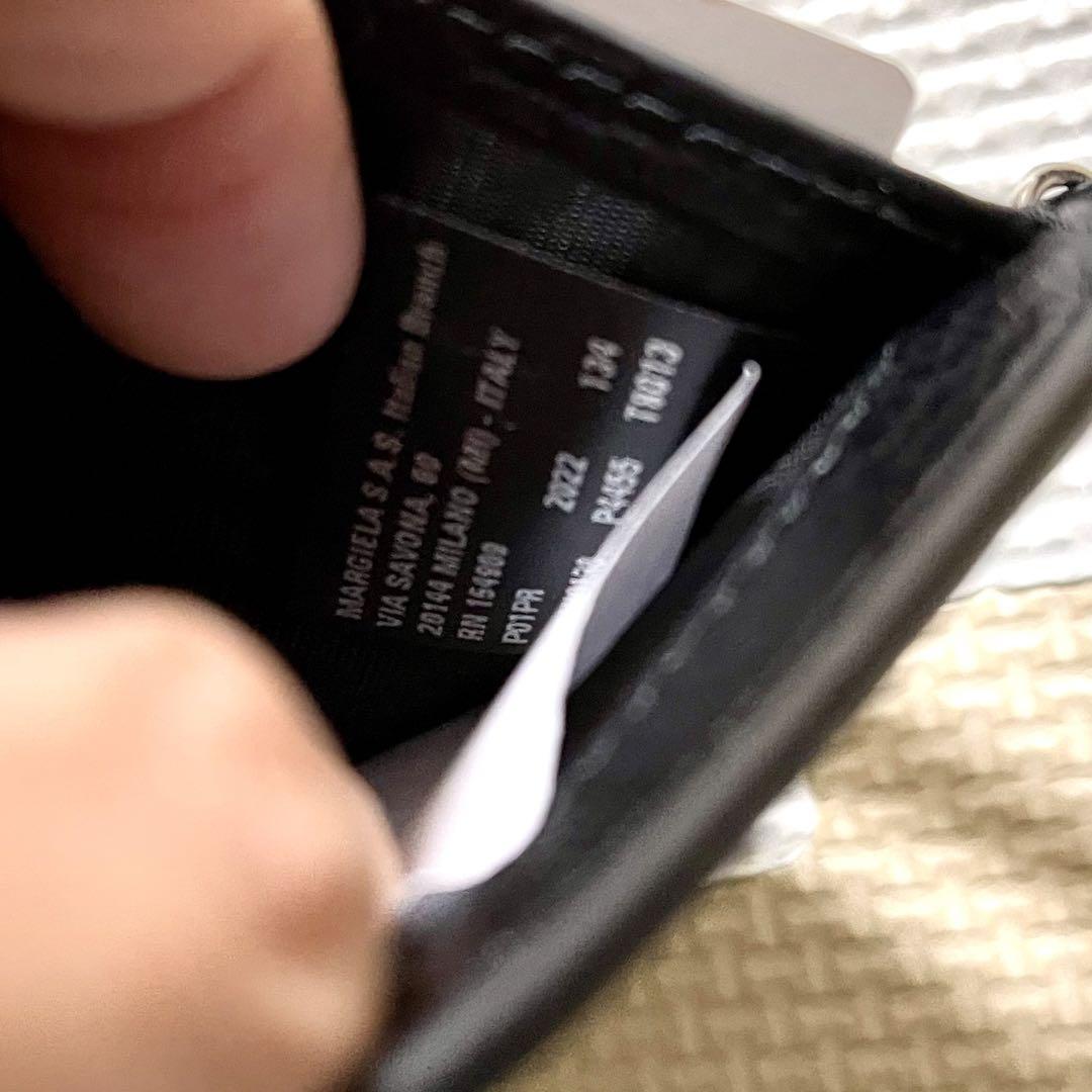 メゾンマルジェラ三つ折り財布