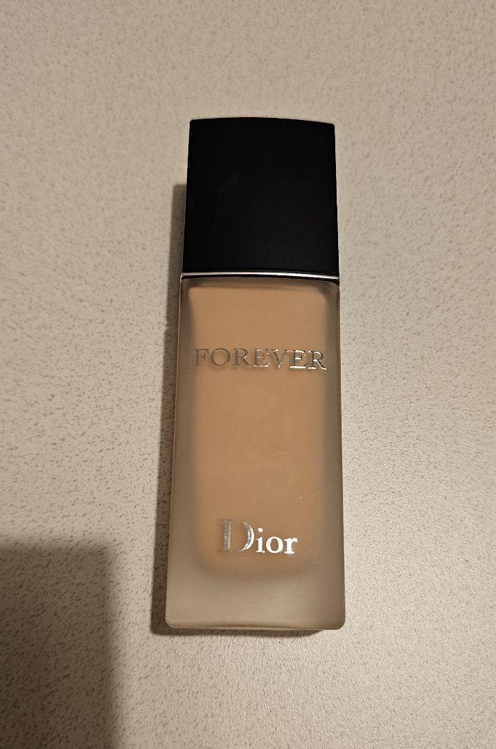 Diorディオールスキン フォーエヴァー フルイド マット 1CR