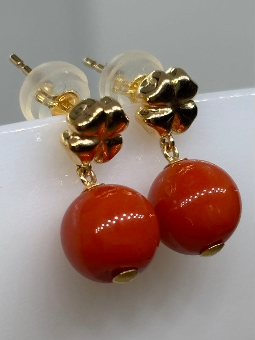 新品/k18/天然赤珊瑚/国産本サンゴ/可愛いピアス（943）