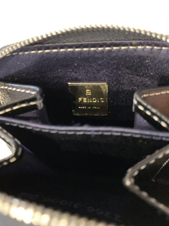 新品 FENDI フェンディ コインケース ラウンドファスナー 財布 ズッカ柄