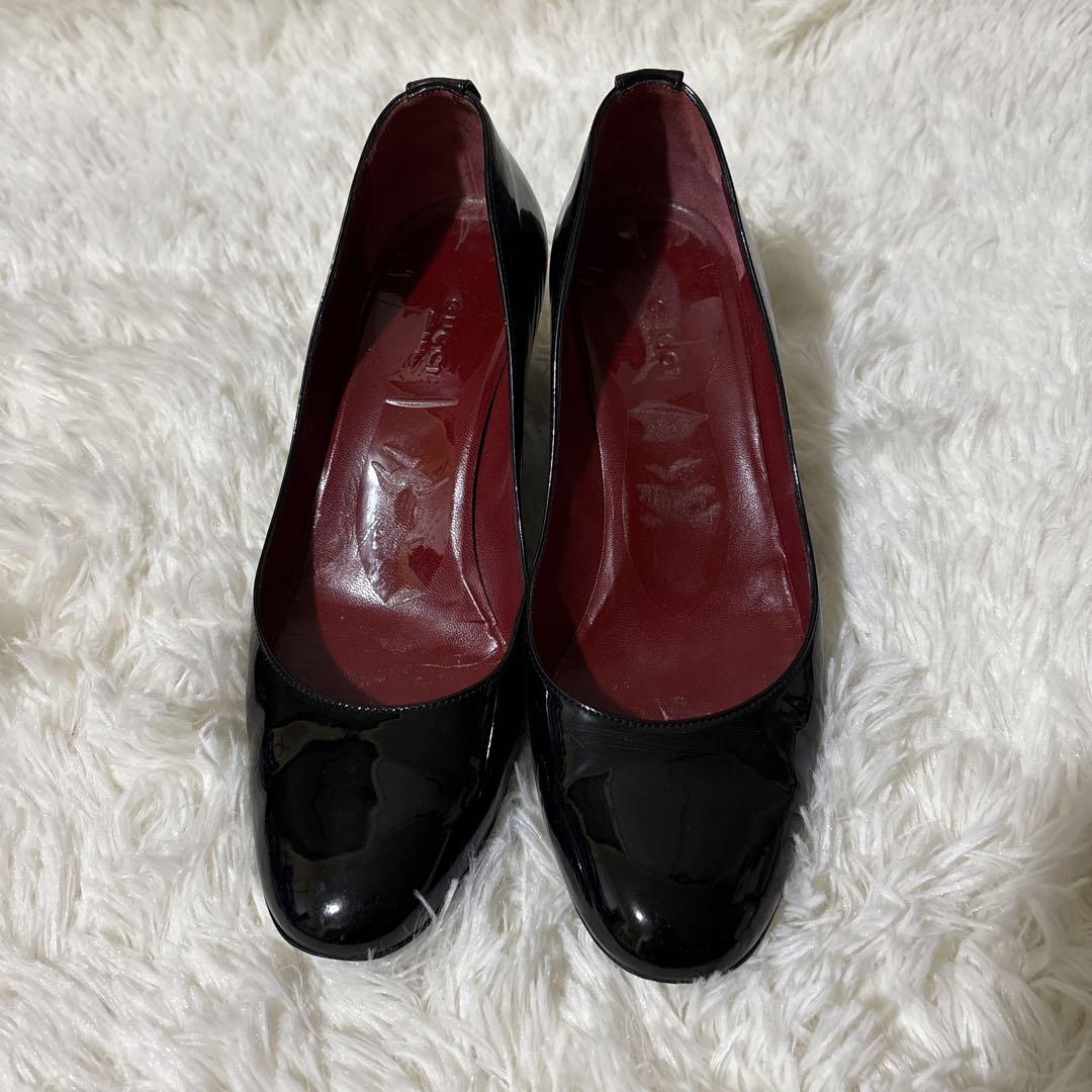 ⭐️GUCCI ブラック エナメル パンプス　39 26センチ