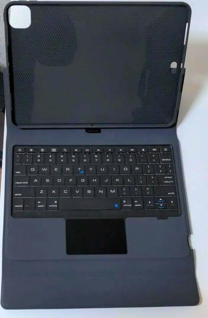 iPadpro 11インチ Wi-Fi 256GB+キーボードケース