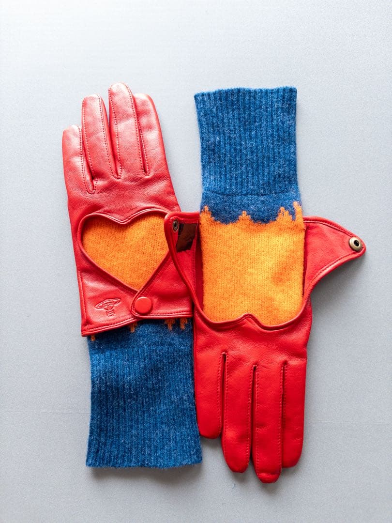 Viviennne Westwood / オープンハート レイヤード手袋