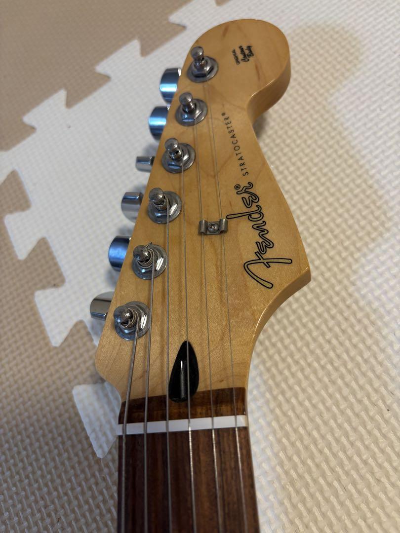 ギター Fender Player Series Stratocaster HSS
