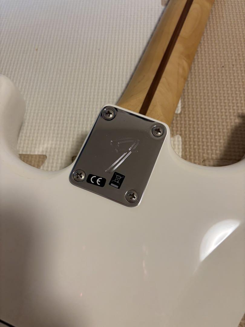 ギター Fender Player Series Stratocaster HSS